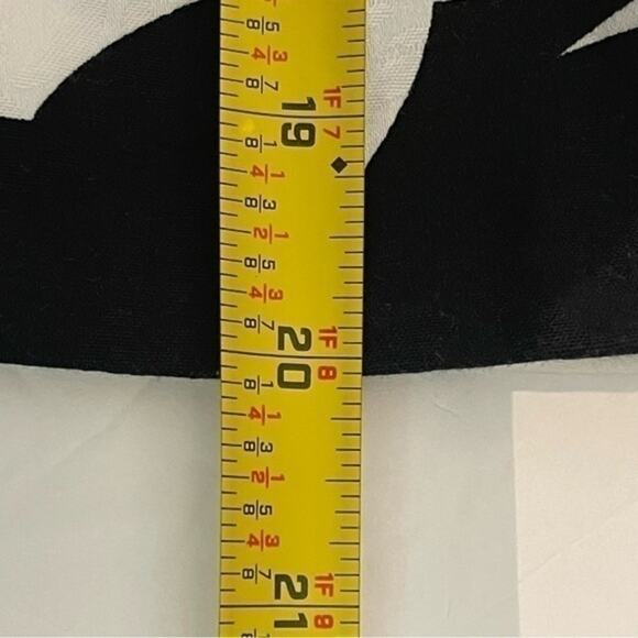 White House Black Market Black W White Floral Pleated Skirt Size 6 - Picture 11 of 11